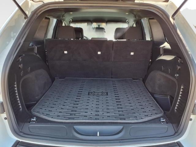 2020 Jeep Grand Cherokee Laredo E