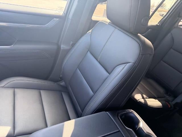 2026 GMC Acadia AWD Elevation