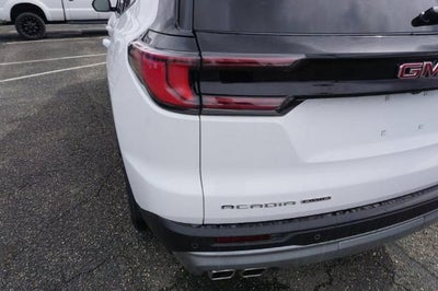 2025 GMC Acadia AWD Elevation