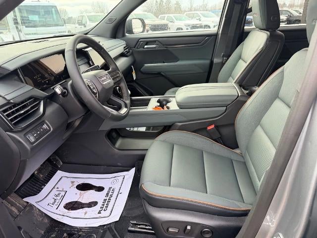 2026 GMC Acadia AWD AT4