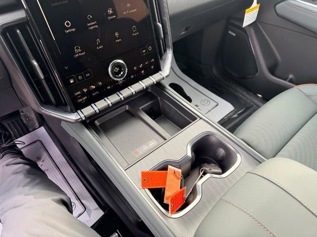 2026 GMC Acadia AWD AT4