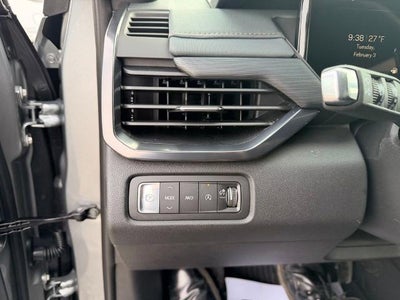 2026 GMC Acadia AWD AT4