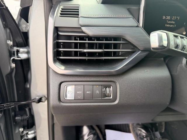 2026 GMC Acadia AWD AT4