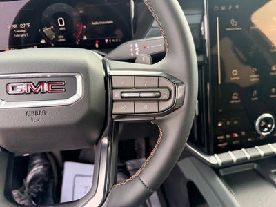 2026 GMC Acadia AWD AT4