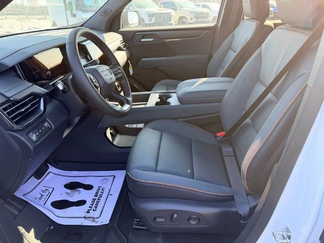 2026 GMC Acadia AWD AT4