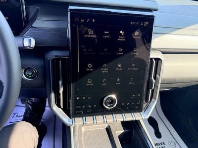 2026 GMC Acadia AWD AT4