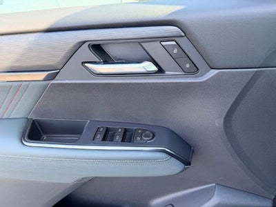 2026 GMC Acadia AWD AT4