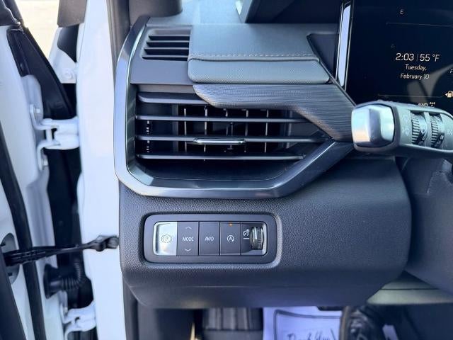 2026 GMC Acadia AWD AT4