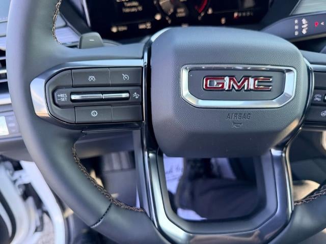 2026 GMC Acadia AWD AT4