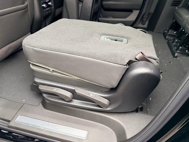 2026 GMC Yukon XL 4WD 4dr Elevation