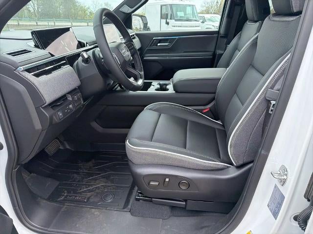 2026 GMC Sierra EV e4WD Crew Cab Standard Range Elevation