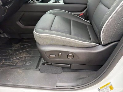 2026 GMC Sierra EV e4WD Crew Cab Standard Range Elevation