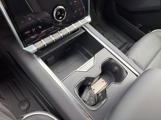 2026 GMC Sierra EV e4WD Crew Cab Standard Range Elevation