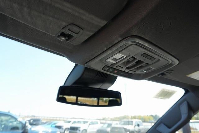 2025 GMC Sierra 2500 HD Crew Cab Standard Box 4-Wheel Drive SLT