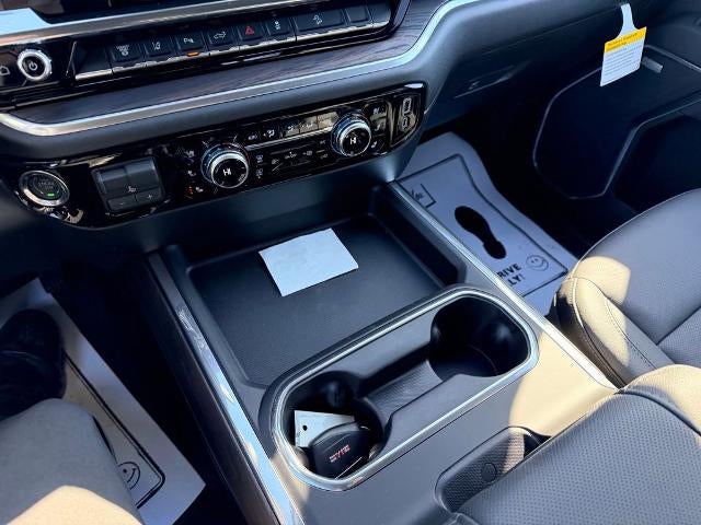 2026 GMC Sierra 3500 HD Crew Cab Standard Box 4-Wheel Drive SLT