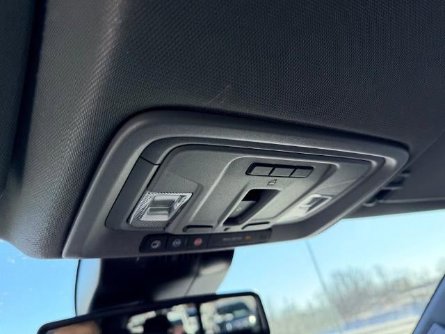 2026 GMC Sierra 3500 HD Crew Cab Standard Box 4-Wheel Drive SLT