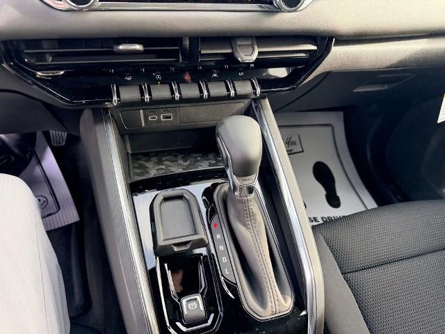 2026 GMC Canyon Crew Cab Short Box 2-Wheel Drive Elevation