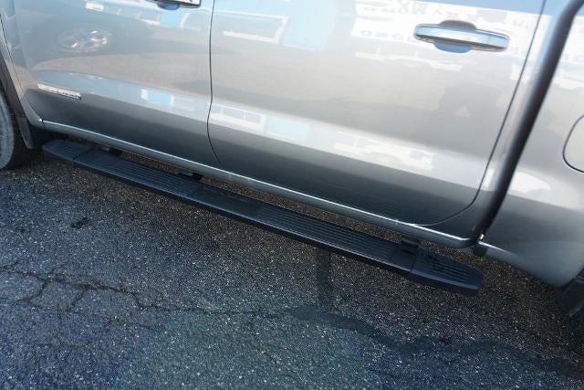 2025 GMC Sierra 1500 Crew Cab Short Box 4-Wheel Drive Elevation 3SB