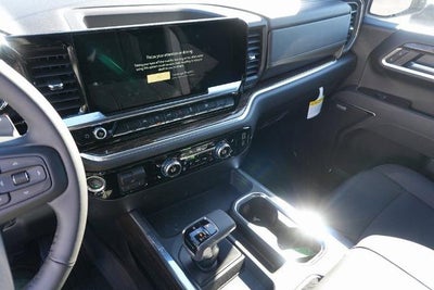 2025 GMC Sierra 1500 Crew Cab Short Box 4-Wheel Drive Elevation 3SB