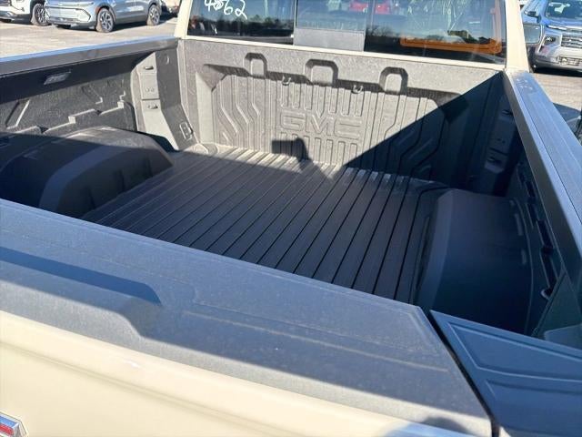 2026 GMC Sierra 1500 Crew Cab Short Box 4-Wheel Drive AT4