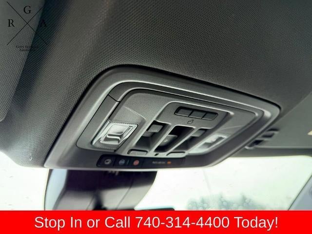 2026 GMC Sierra 1500 Crew Cab Short Box 4-Wheel Drive Elevation 3SB