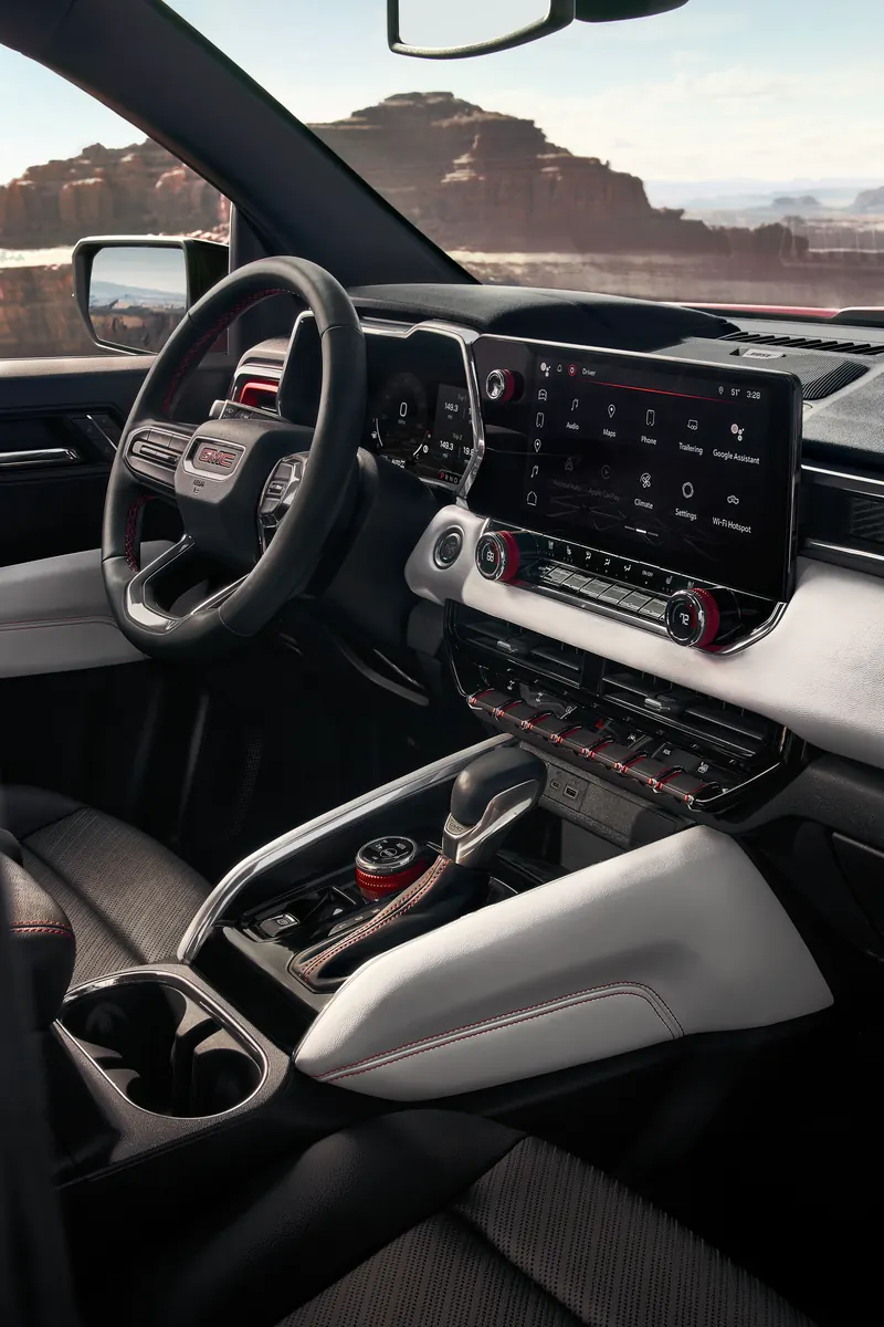 2026 GMC Canyon infotainment system at Gerry Raymond GMC in WINTERSVILLE OH